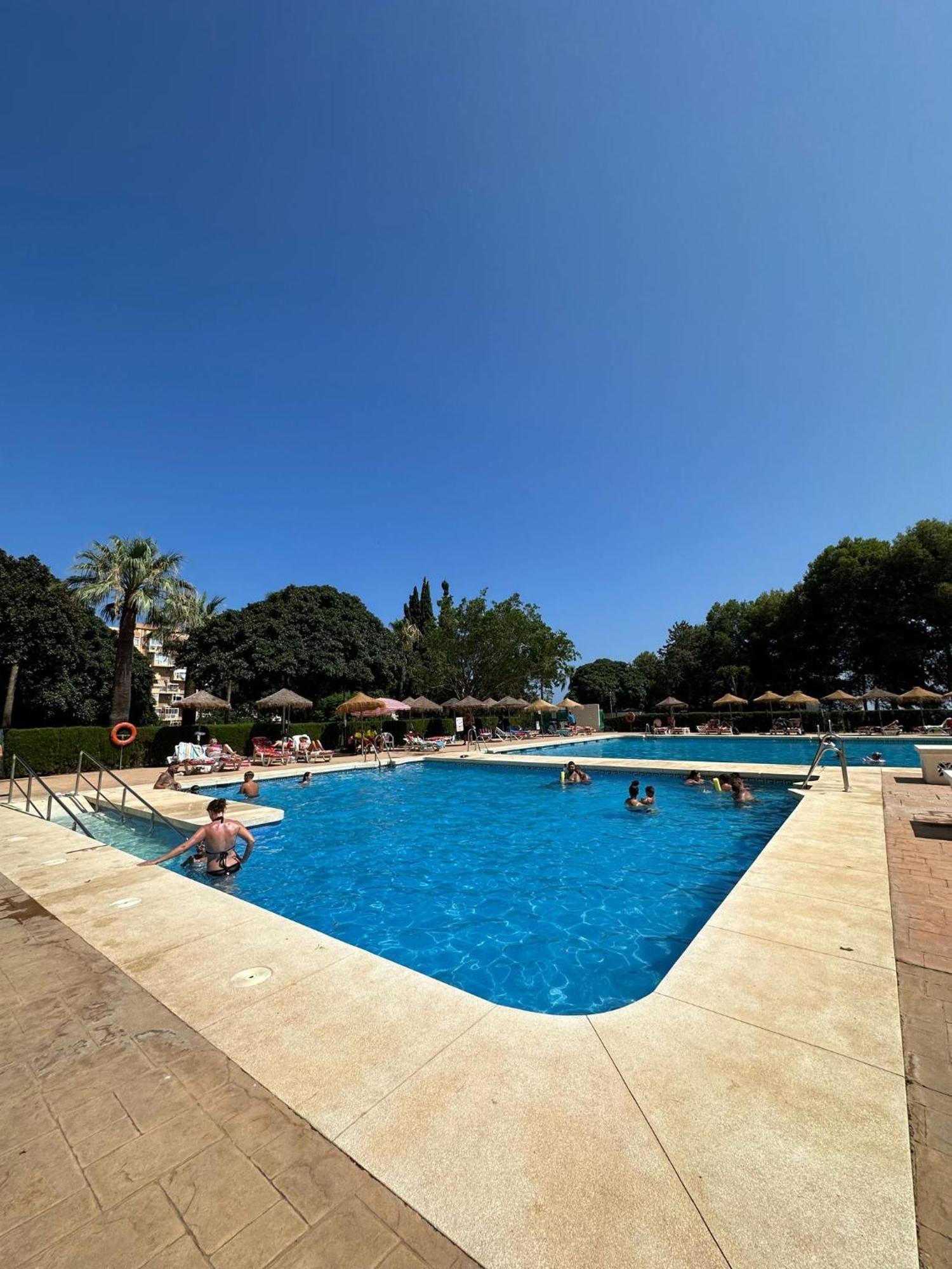 Benalmadena Gamonal Apartment มาลากา ภายนอก รูปภาพ